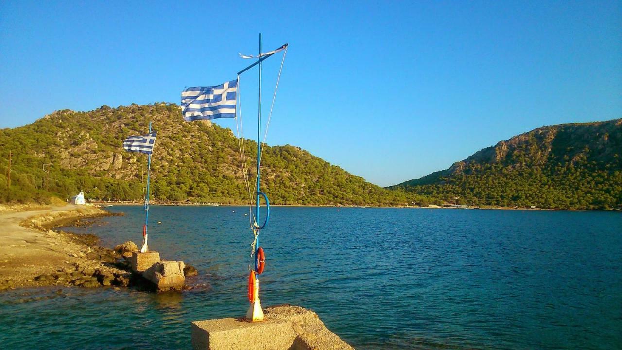 Villa Beautiful House By The Sea,Loutraki Skaloma. Esterno foto