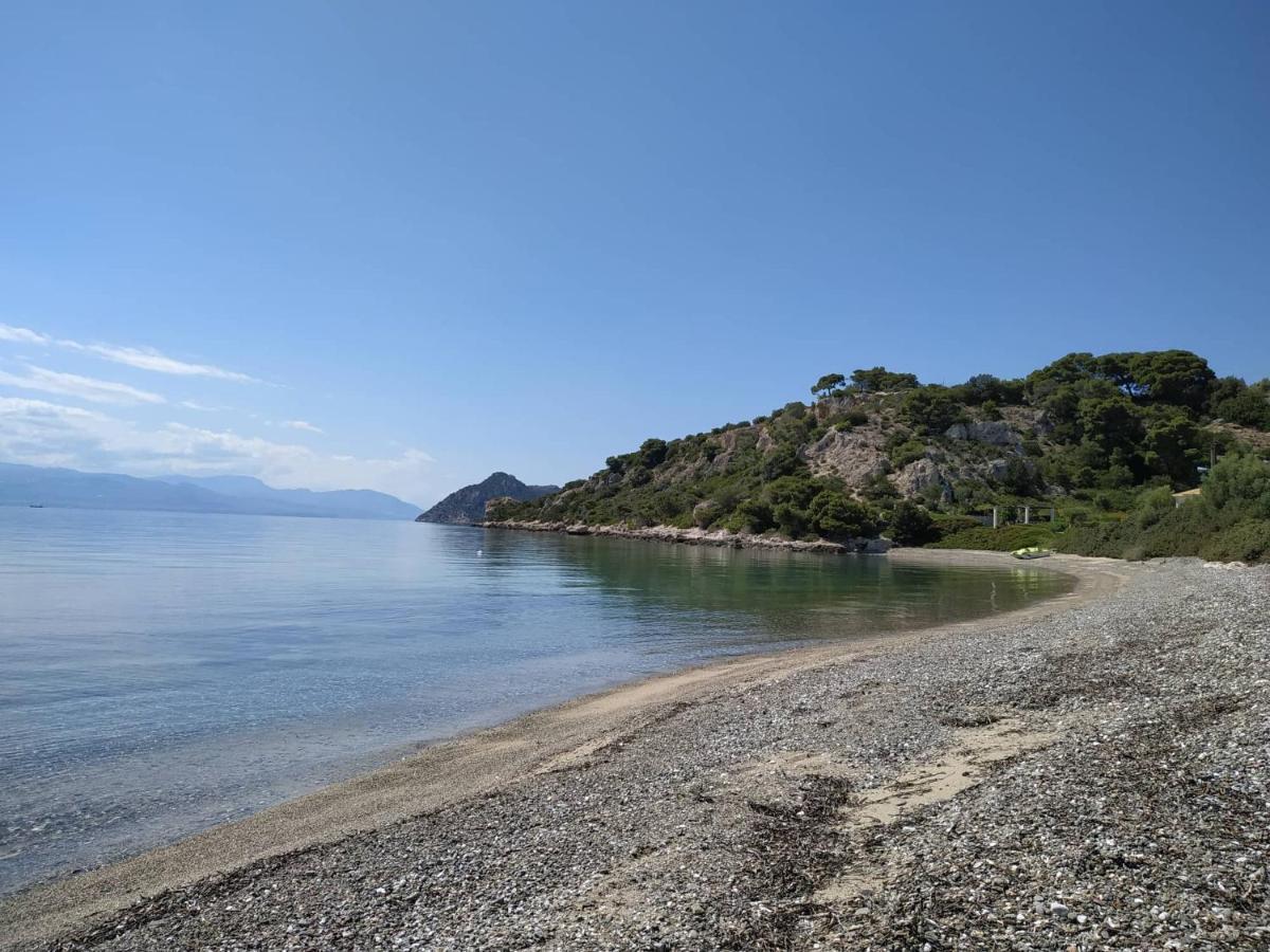 Villa Beautiful House By The Sea,Loutraki Skaloma. Esterno foto